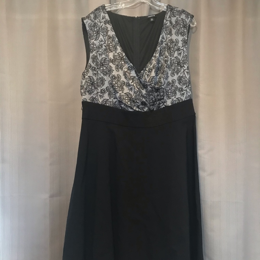 Torrid Dress Sleeveless Surplice V-Neck Black Gray